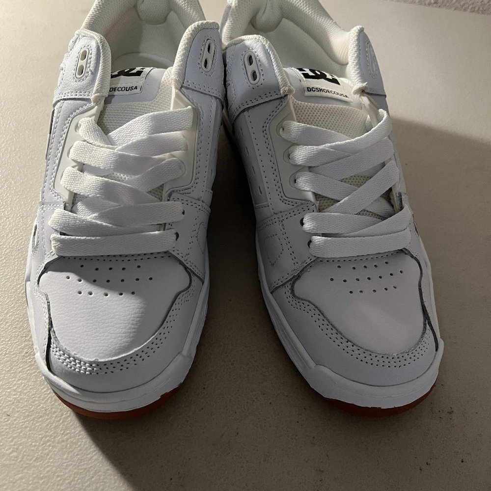 DC sneaker